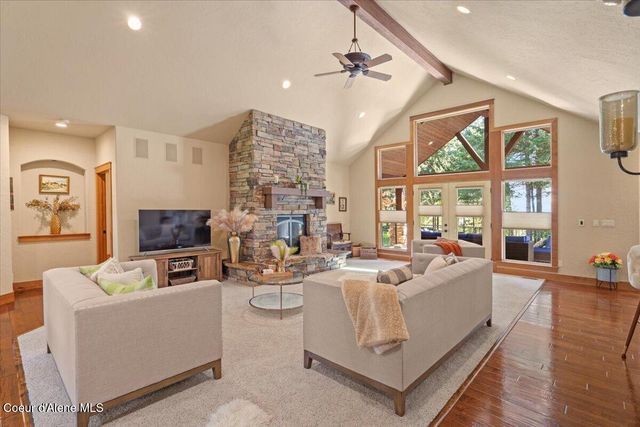 13434 N Abeja RD, Rathdrum, ID 83858