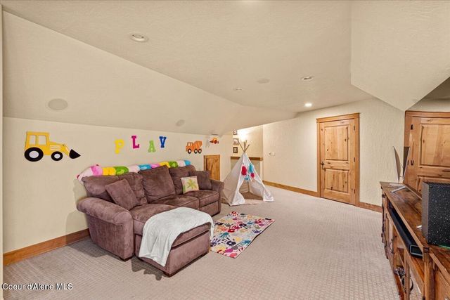 13434 N Abeja RD, Rathdrum, ID 83858
