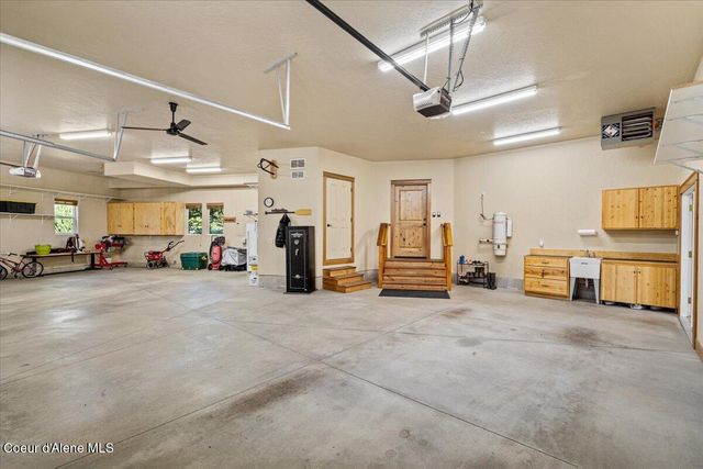 13434 N Abeja RD, Rathdrum, ID 83858