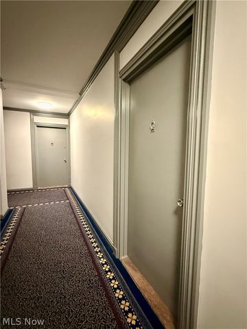 11820 Edgewater Drive, Lakewood, OH 44107