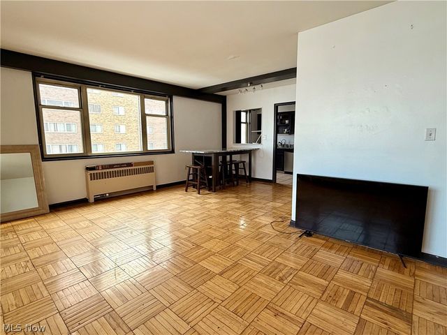 11820 Edgewater Drive, Lakewood, OH 44107