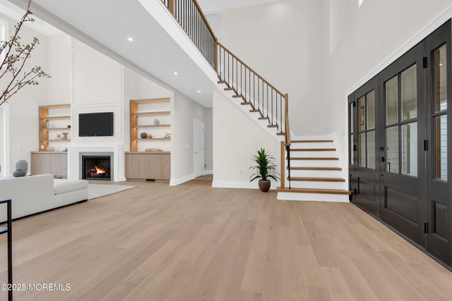 69 Winding Way, Little Silver, NJ 07739