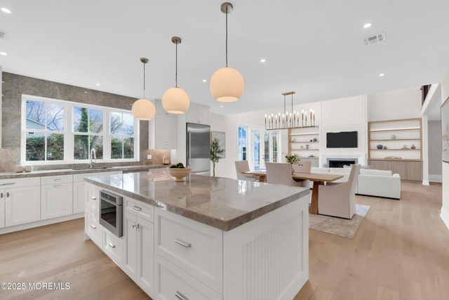 69 Winding Way, Little Silver, NJ 07739