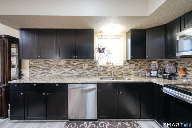 96 Medford Street, West Haven, CT 06516