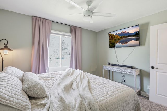 852 Cortland Drive, Apple Valley, MN 55124