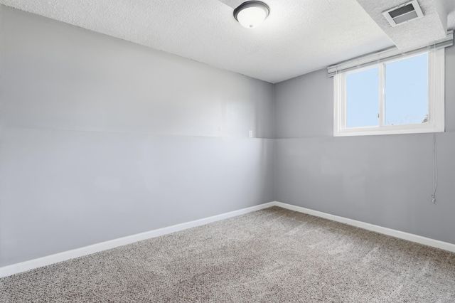 852 Cortland Drive, Apple Valley, MN 55124