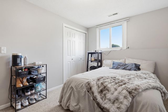 852 Cortland Drive, Apple Valley, MN 55124