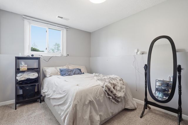 852 Cortland Drive, Apple Valley, MN 55124