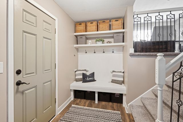 852 Cortland Drive, Apple Valley, MN 55124