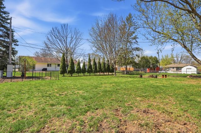 852 Cortland Drive, Apple Valley, MN 55124