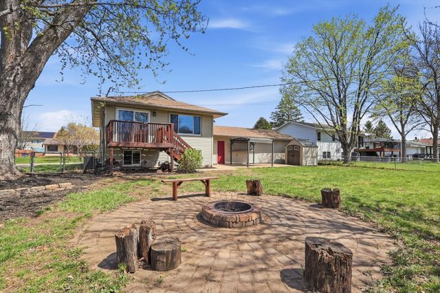 852 Cortland Drive, Apple Valley, MN 55124