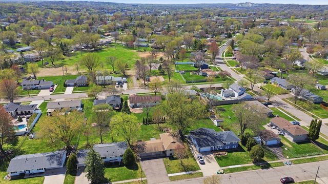 852 Cortland Drive, Apple Valley, MN 55124