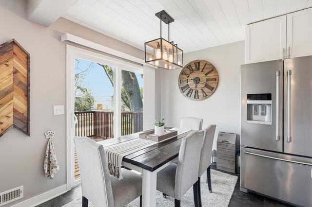 852 Cortland Drive, Apple Valley, MN 55124