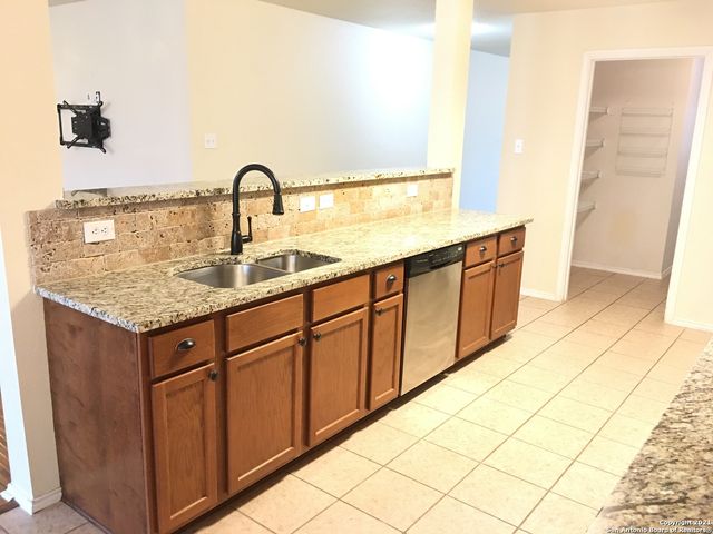 11818 RANCHWELL COVE, San Antonio, TX 78249