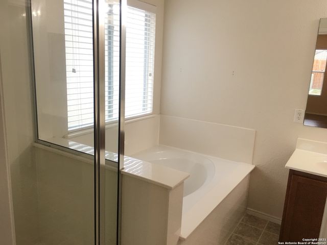 11818 RANCHWELL COVE, San Antonio, TX 78249