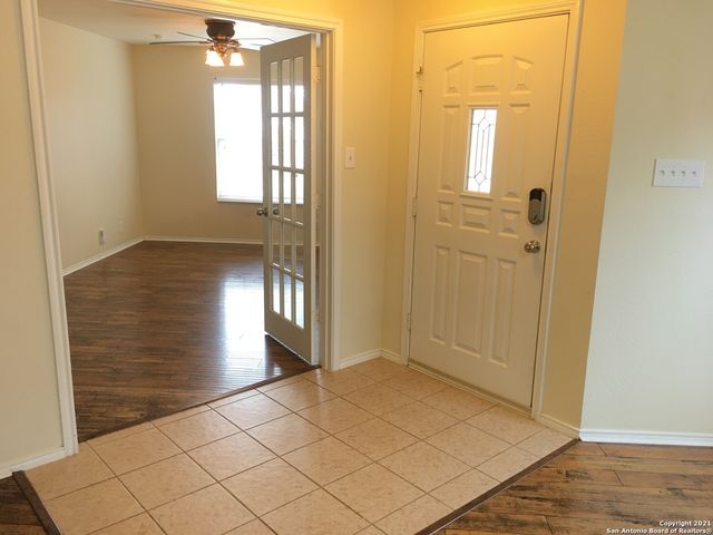 11818 RANCHWELL COVE, San Antonio, TX 78249