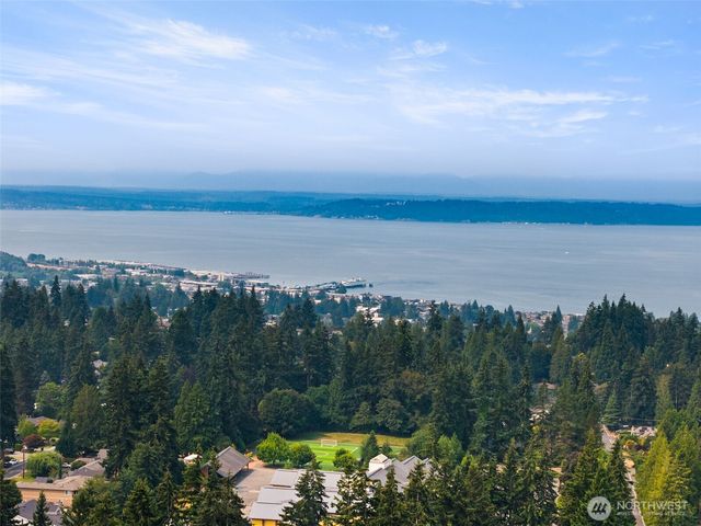 20019 81st Avenue W, Edmonds, WA 98026
