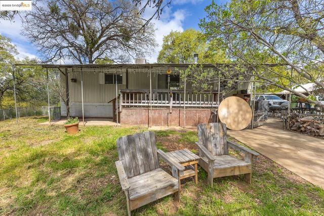 8420 French Flat Road, Jamestown, CA 95327