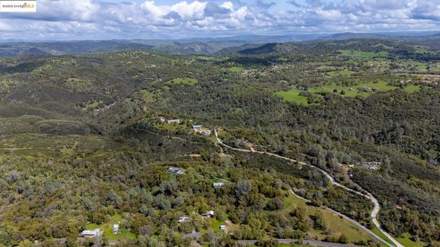 8420 French Flat Road, Jamestown, CA 95327