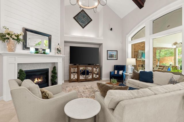 23 Wooded Path Place, The Woodlands, TX 77382