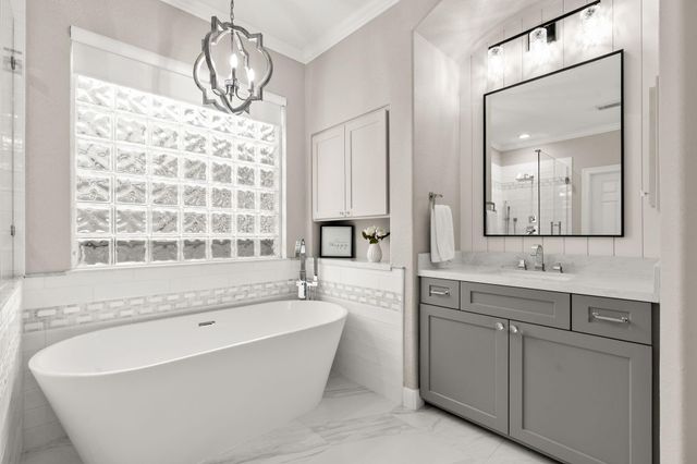 23 Wooded Path Place, The Woodlands, TX 77382