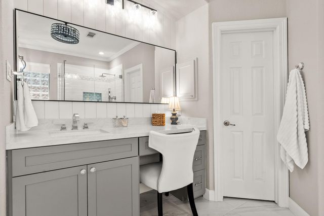 23 Wooded Path Place, The Woodlands, TX 77382