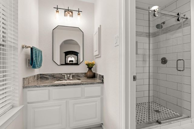 23 Wooded Path Place, The Woodlands, TX 77382