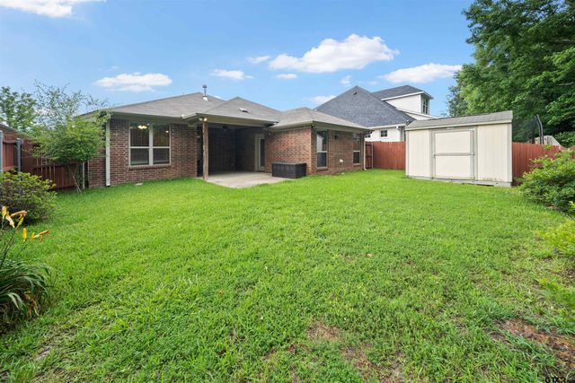 2559 Lazy Acres Ln, Tyler, TX 75707