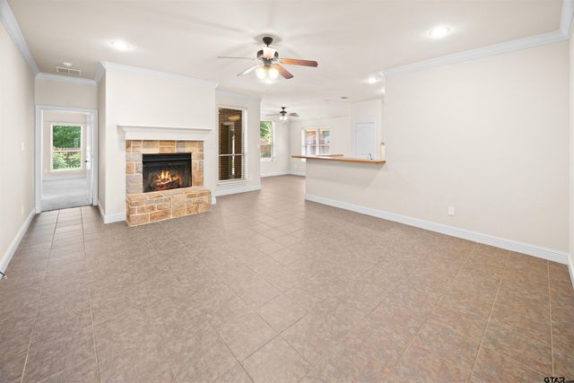 2559 Lazy Acres Ln, Tyler, TX 75707
