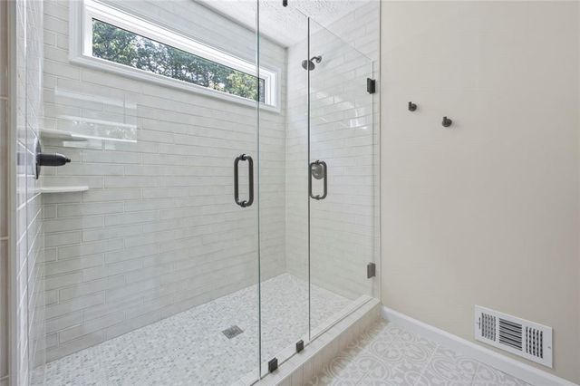 410 Saint Simons Cove, Lawrenceville, GA 30044