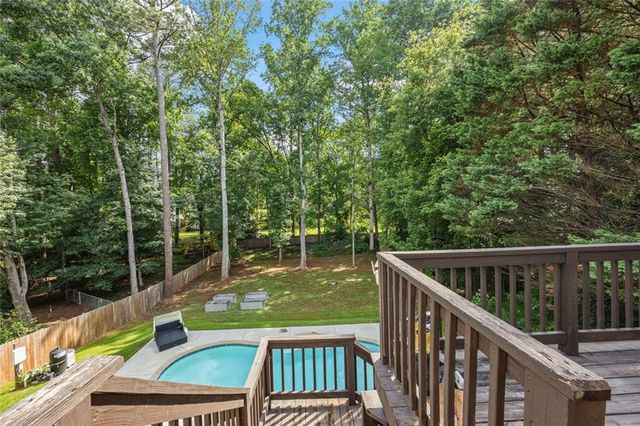 410 Saint Simons Cove, Lawrenceville, GA 30044