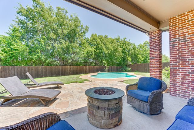 1128 Warbler Drive, Forney, TX 75126