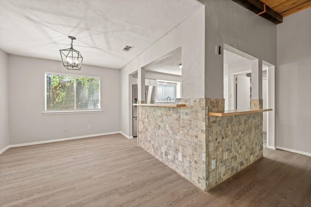 12233 Forsythe DR, Austin, TX 78759
