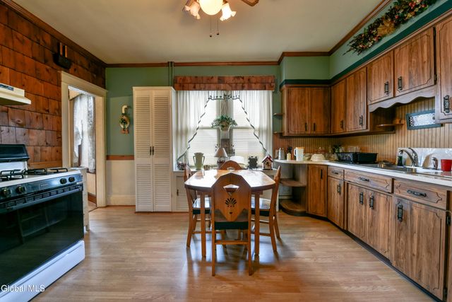 3 Hawk Street, Amsterdam, NY 12010