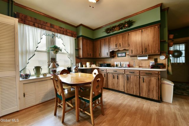 3 Hawk Street, Amsterdam, NY 12010