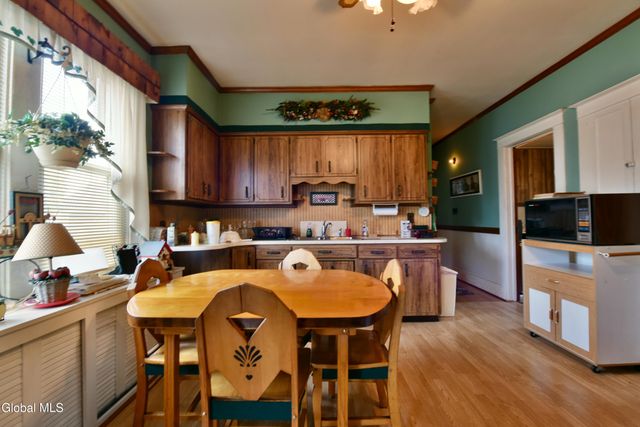 3 Hawk Street, Amsterdam, NY 12010