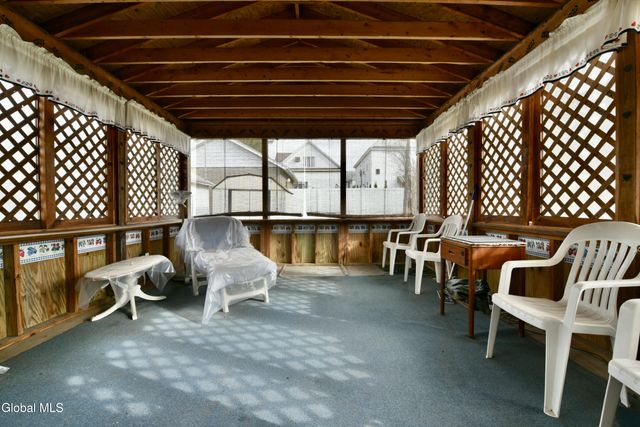 3 Hawk Street, Amsterdam, NY 12010