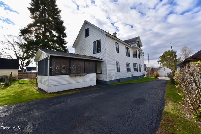 3 Hawk Street, Amsterdam, NY 12010