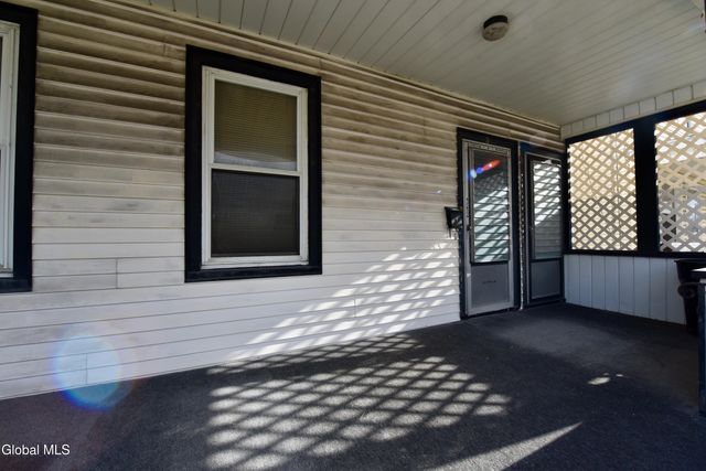 3 Hawk Street, Amsterdam, NY 12010