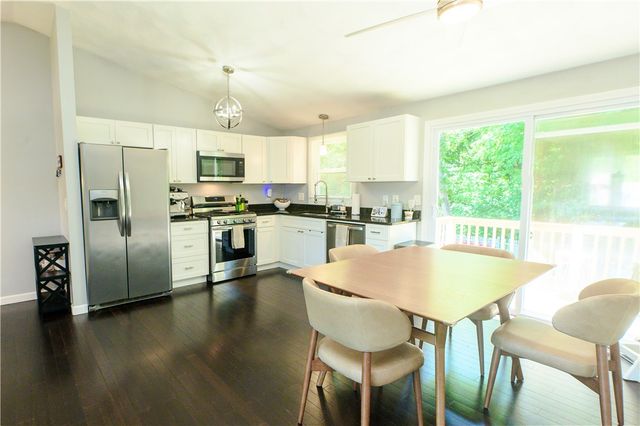 244 Samuel Gorton Avenue, Warwick, RI 02889