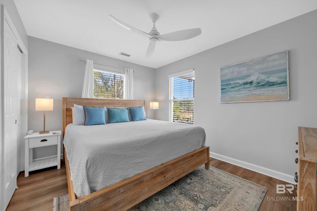 1284 W Lagoon Avenue, Gulf Shores, AL 36542