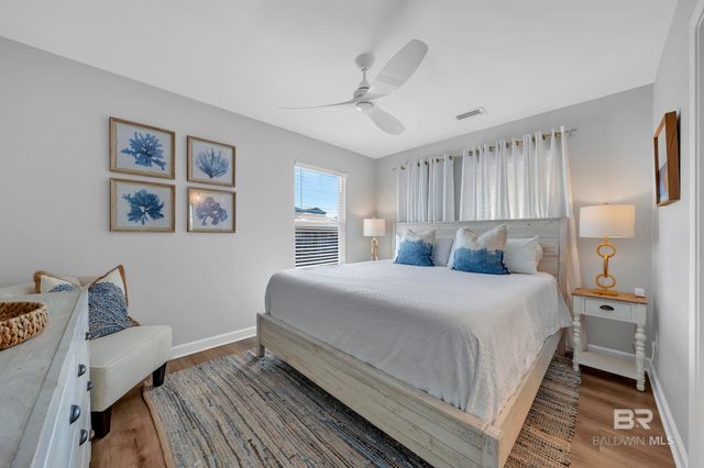 1284 W Lagoon Avenue, Gulf Shores, AL 36542