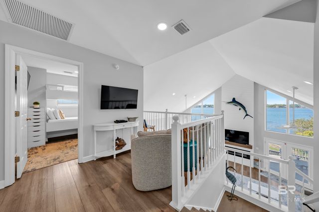 1284 W Lagoon Avenue, Gulf Shores, AL 36542