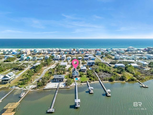 1284 W Lagoon Avenue, Gulf Shores, AL 36542