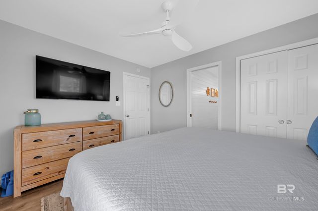 1284 W Lagoon Avenue, Gulf Shores, AL 36542