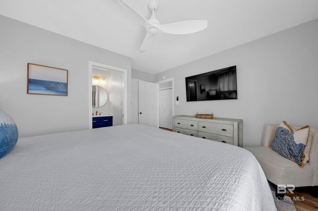 1284 W Lagoon Avenue, Gulf Shores, AL 36542
