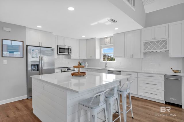 1284 W Lagoon Avenue, Gulf Shores, AL 36542