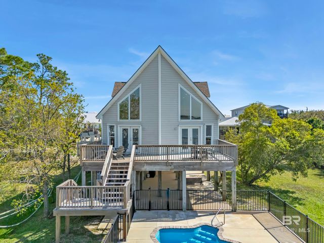 1284 W Lagoon Avenue, Gulf Shores, AL 36542