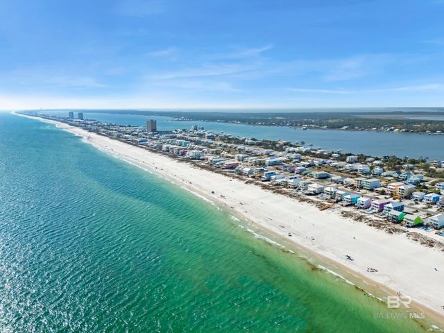 1284 W Lagoon Avenue, Gulf Shores, AL 36542