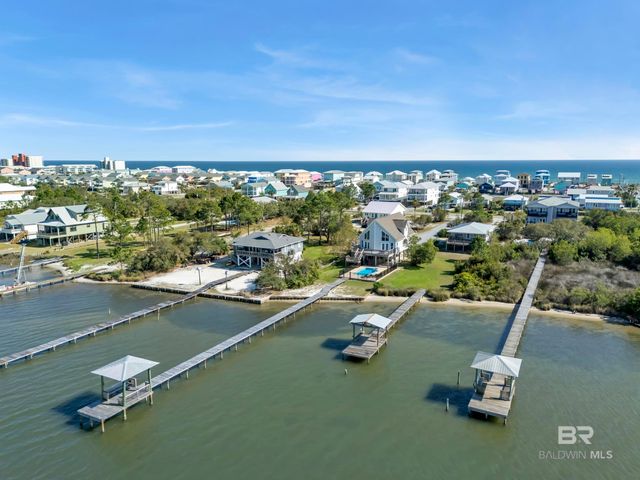 1284 W Lagoon Avenue, Gulf Shores, AL 36542